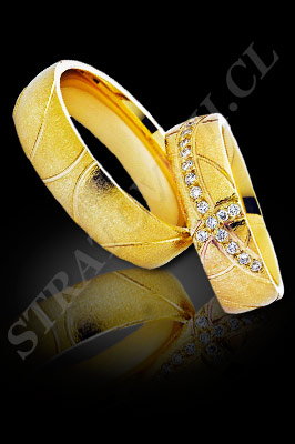 ARGOLLAS de MATRIMONIO de oro amarillo de 18 kilates con brillantes (El modelo: AM0018). Santiago, Chile, Ñuñoa